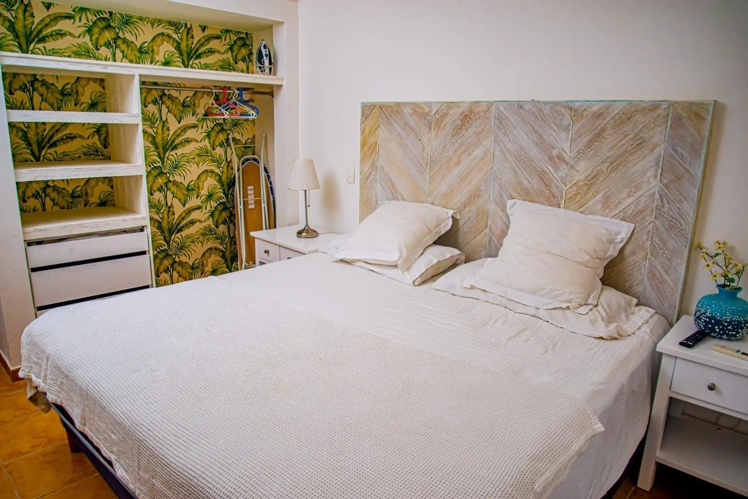Beautiful 2-Bedroom Apartment In Cocotal With Amazing Lake Views And Pools بونتا كانا