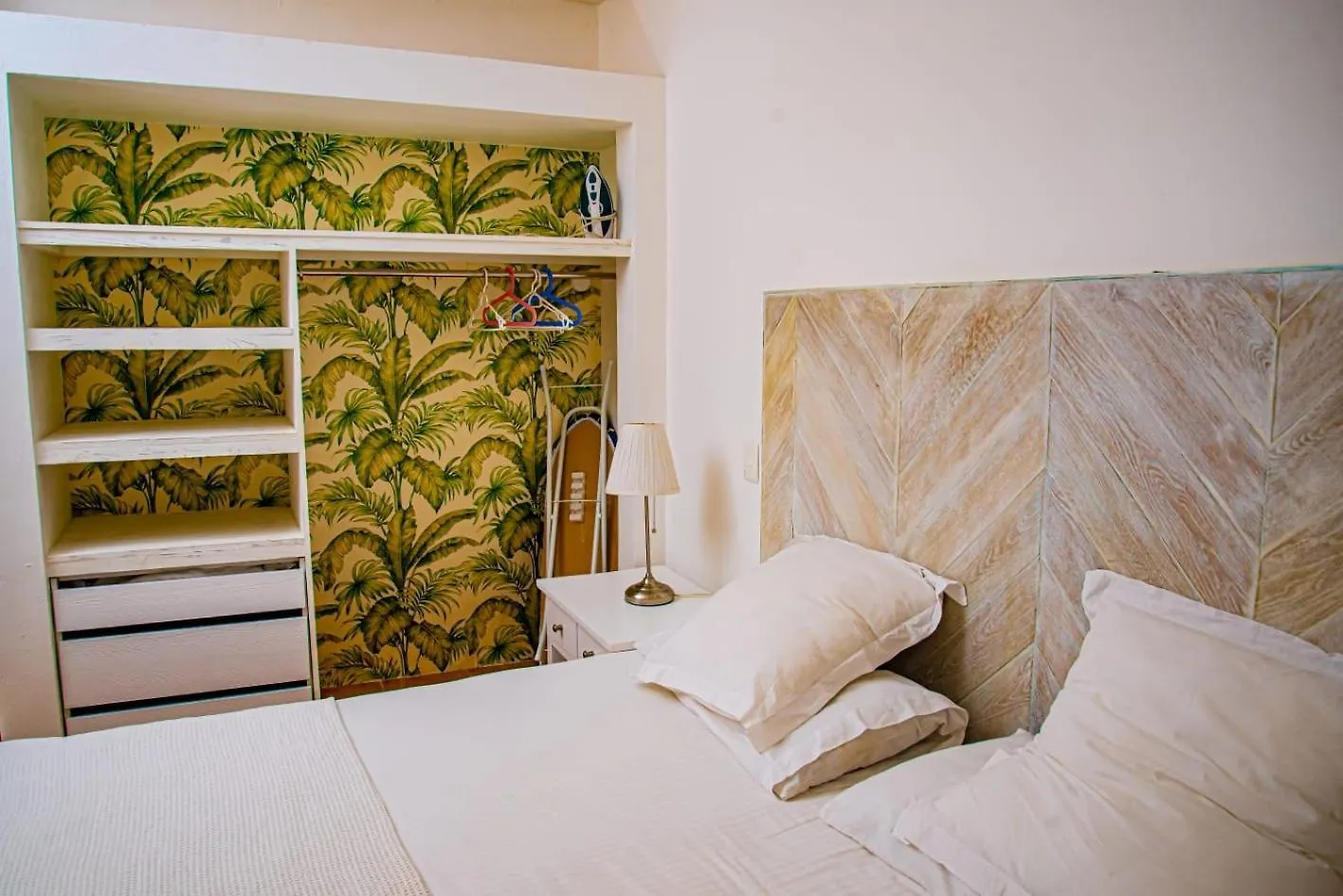 Beautiful 2-Bedroom Apartment In Cocotal With Amazing Lake Views And Pools 蓬塔卡纳